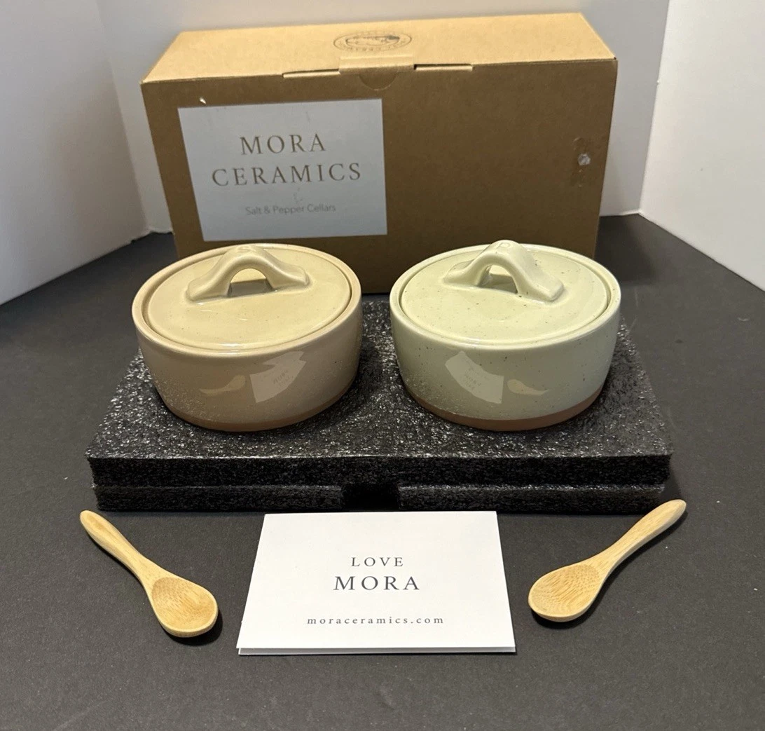 Mora Ceramics Salt and Pepper Cellar - Thumbnail 3