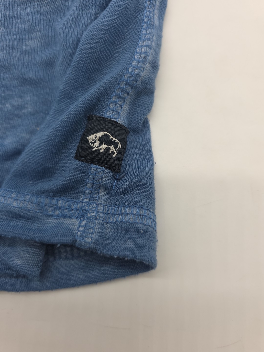 Buffalo Outdoors T-Shirt Man X Large Pocket Blue V-neck.#38195