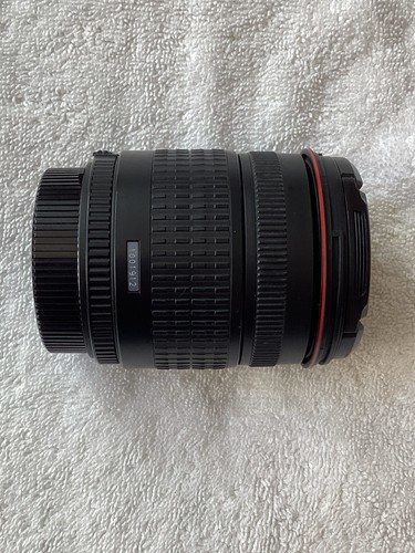 Sigma 28-200mm f/3.5-5.6 zoom Macro Nikon Hood and caps GUC - Picture 5 of 10
