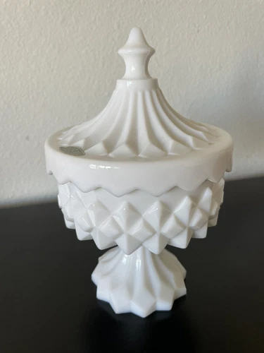 L.E. Smith Milk Glass Carousel Diamond Compote Covered Candy Dish 9 inches VTG