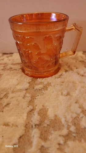 Excellent Vintage Imperial Carnival Glass Marigold Bird Mug!