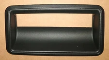 Tailgate Handle Bezel 1988-1998 GMC Sierra C/K 1500 2500 3500