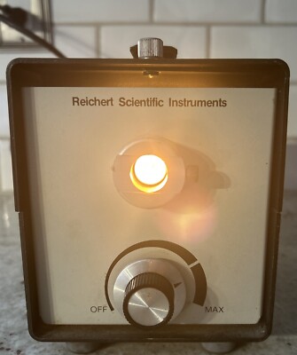 Reichert Scientific Instruments Fiber Optic Illuminator Model 1177