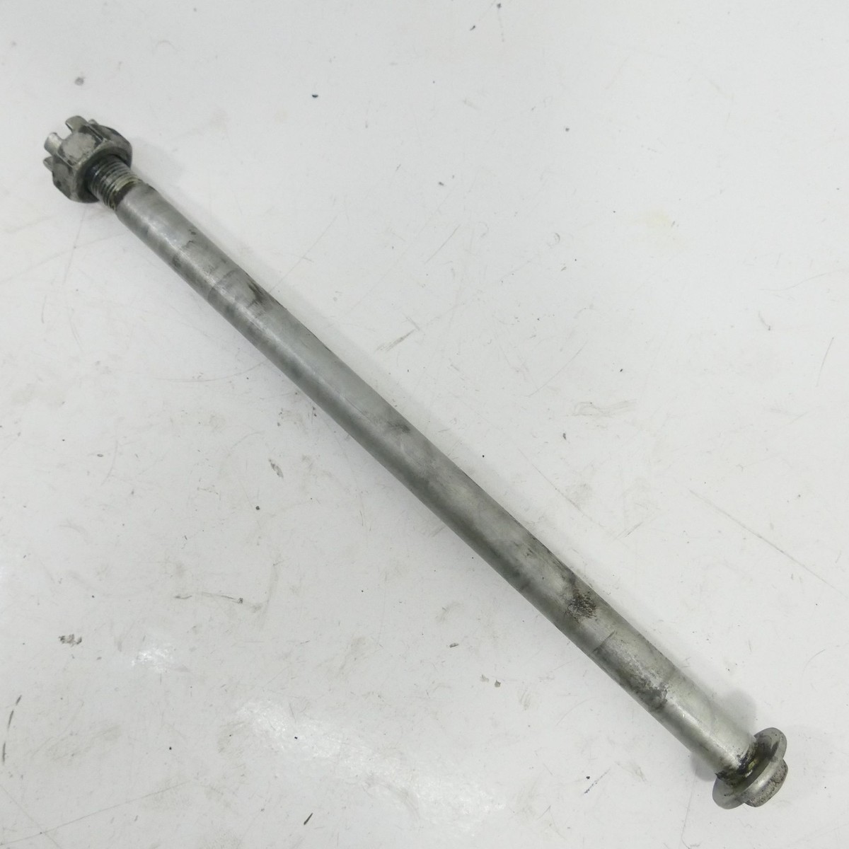 のの Kawasaki KLR 650 C EZ:96 Rear Wheel Axle Distances Screw 49045