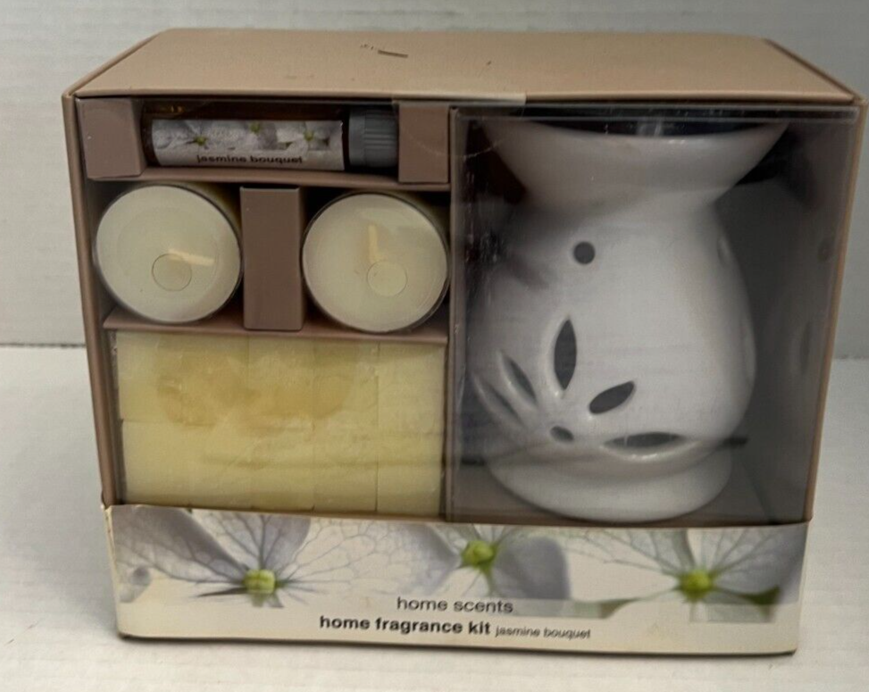 Home Scent Kit with Jasmine Bouquet Fragrance Oil & Melts by Chesapeake Bay Candle-image