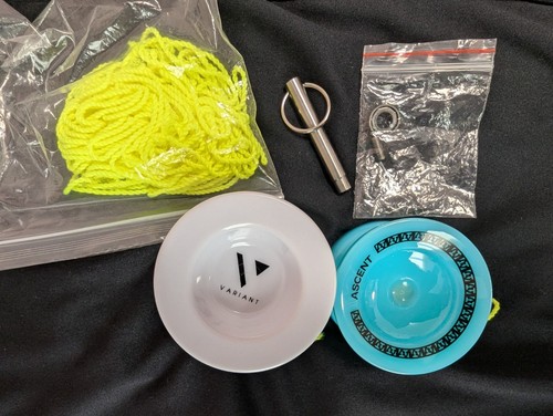OFFSET Essential Yoyo Starter Pack, White Variant & Blue Ascent