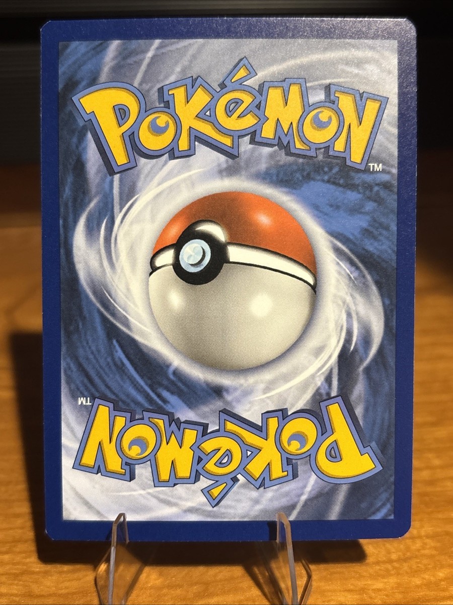 Eevee 125/203 SWSH07: Evolving Skies Reverse Holo Rayquaza Cameo