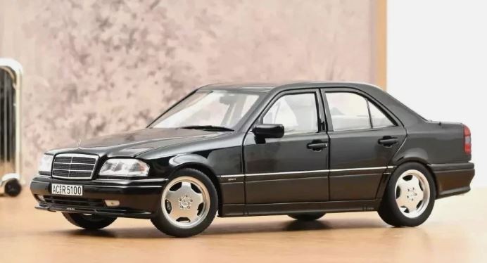 Mercedes C36 AMG 1993 Norev 1/18 voiture miniature métal de collection Youngtimer