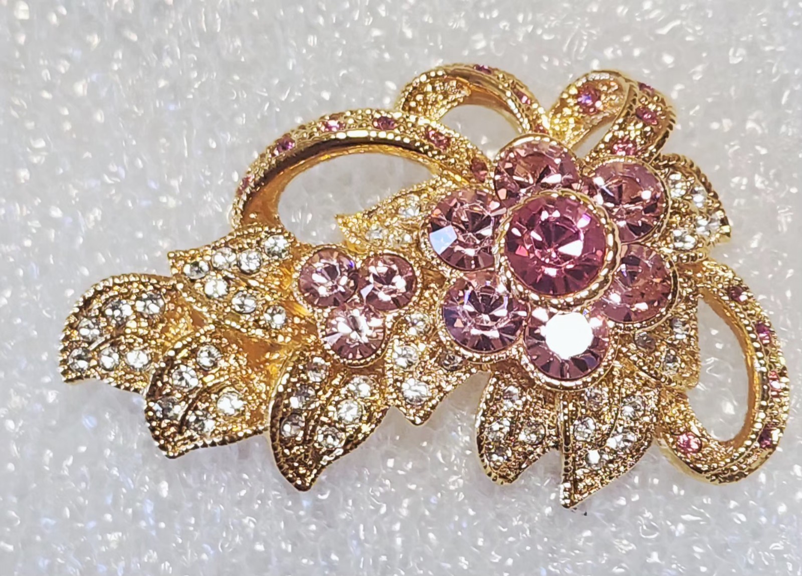 JBK Camrose & Kross Signed Vintage Gold Tone Pink Clear Flower Brooch IOB  C499