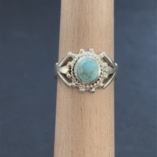 Vintage Sterling Silver Howlite Ring 925 Size 8