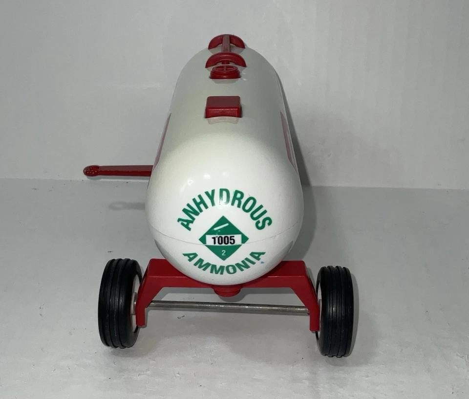 Vintage Anhydrous Ammonia Tank Tonka Red/WhiteFarm Toy - Image 4 of 4