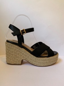 old navy flip flops
