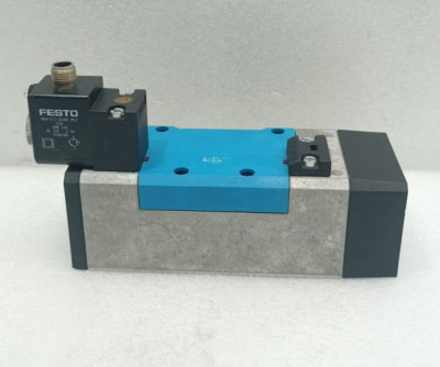 FESTO MDH-5/2-D-3-FR-M12-C WITH MDH-3/2-24VDC-M12 -LED SOLENOID VALVE NEW