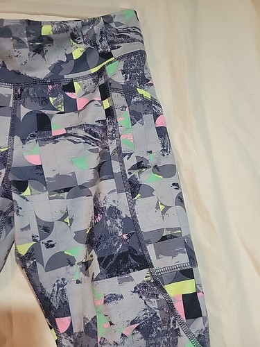 ATHLETIC WORKS CAPRIS LEGGIN Multi-color Pockets~Stretch~Girls L10-12~ - Picture 2 of 5