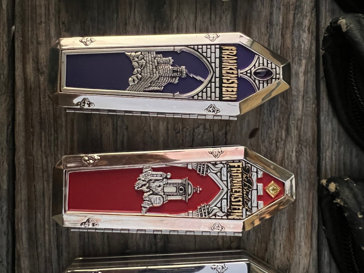 Franklin Mint Horror Horror Movie Collector Knife Set - never used
