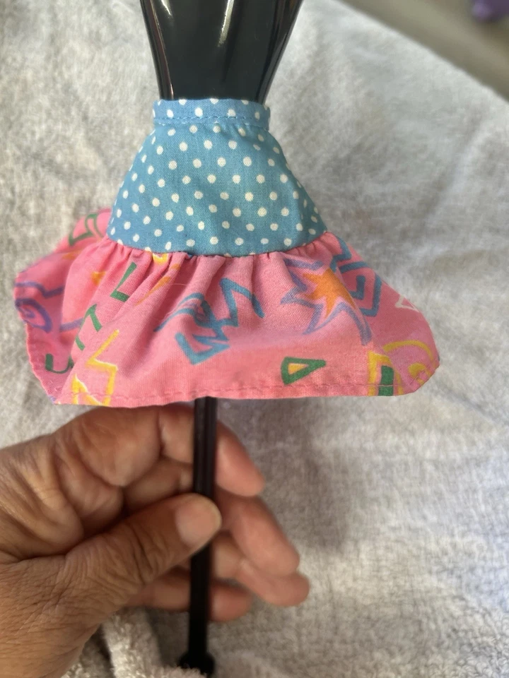 MUÑECA BARBIE ROPA FALDA 1987 CALIFORNIA DREAM FALDA LUNARES ROSA LOTE DE 4 piezas Foto 2 de 4