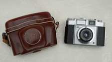Zeiss Ikon Contina IIa 35mm camera with leather case.