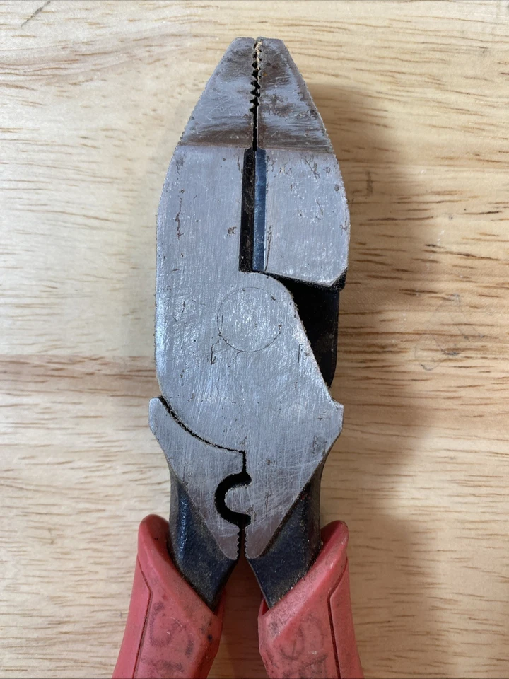 Milwaukee 9” Lineman’s Alicates Crimpadora Cortador de Alambre Agarre Cómodo – Herramienta EE. UU. Foto 4 de 4