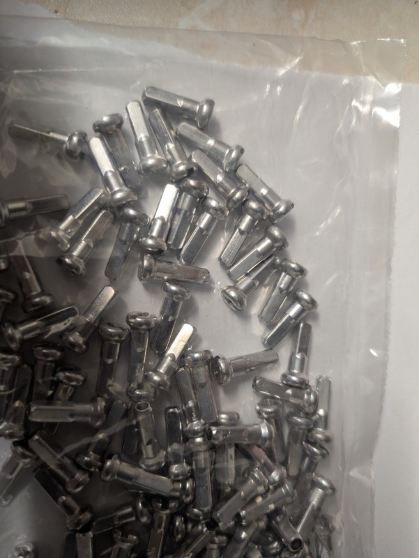 Pillar 18mm Alloy Spoke Nipple Silver 14G /2.0mm x 100 Bag