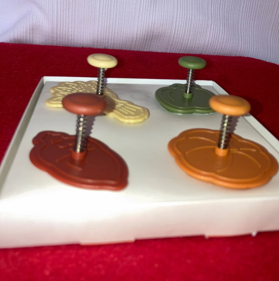 Williams Sonoma ACCIÓN DE GRACIAS Juego de cortadores de galletas piecrust pavo calabaza bellota Foto 2 de 4