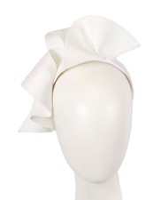 White spring racing large fascinator by Max Alexander. 100 Australian Seller