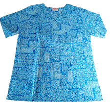 NOS FASHION SCRUBS Miami Scrub Top Blue Paisley Short Sleeve XS NEW