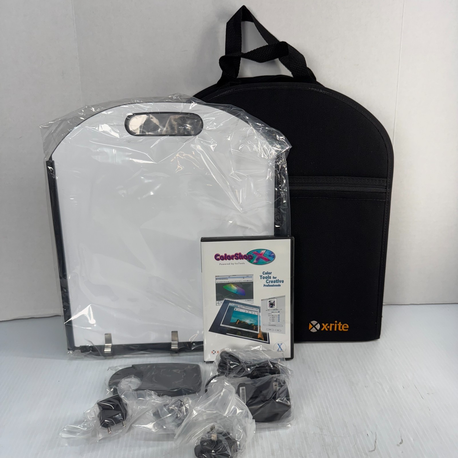 X-Rite Pulse ColorElite System Accessory Kit Travel Bag Charger Software