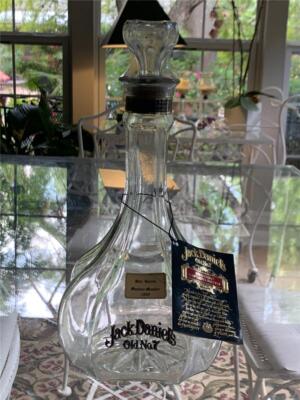 JACK DANIELS RIVERBOAT CAPTAIN'S /90 PROOF DECANTER