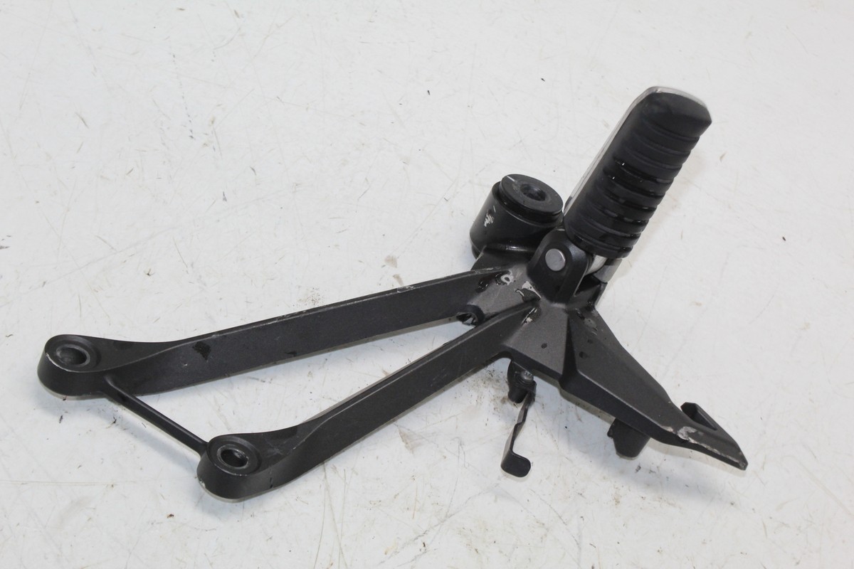 2011 KAWASAKI NINJA 1000 ZX1000G RIGHT REAR BACK PASSENGER PEG | eBay