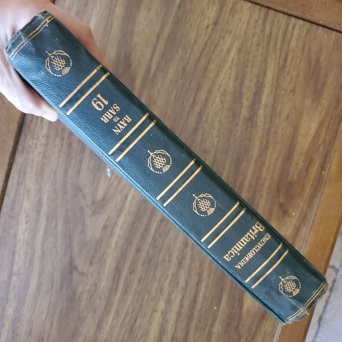 Vintage Britannica 1961年版 Encyclopedia Britannica 1960 Replacements - You Choose Which