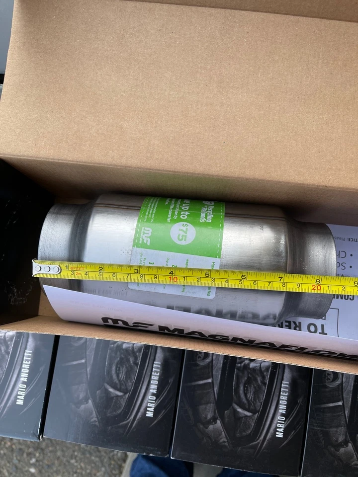 MAGNAFLOW 54959 - CONVERTIDORES CATALÍTICOS HILADOS UNIVERSALES CERÁMICA GATO 3" Foto 3 de 4