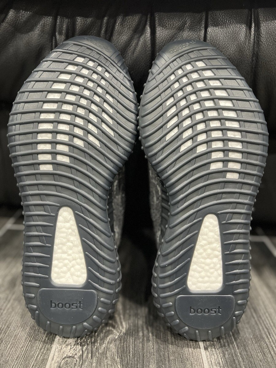 NEW* Men's Size 10.5 - adidas Yeezy Boost 350 V2 VM MX Dark NEW* Men's Size 10.5 - adidas Yeezy Boost 350 V2 VM MX Dark
