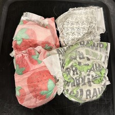 Lot of 4 Honest Company Strawberry Dino Skulls Diapers Discontinued Size 3  4