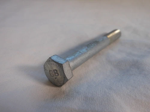 BOLT (8X70)