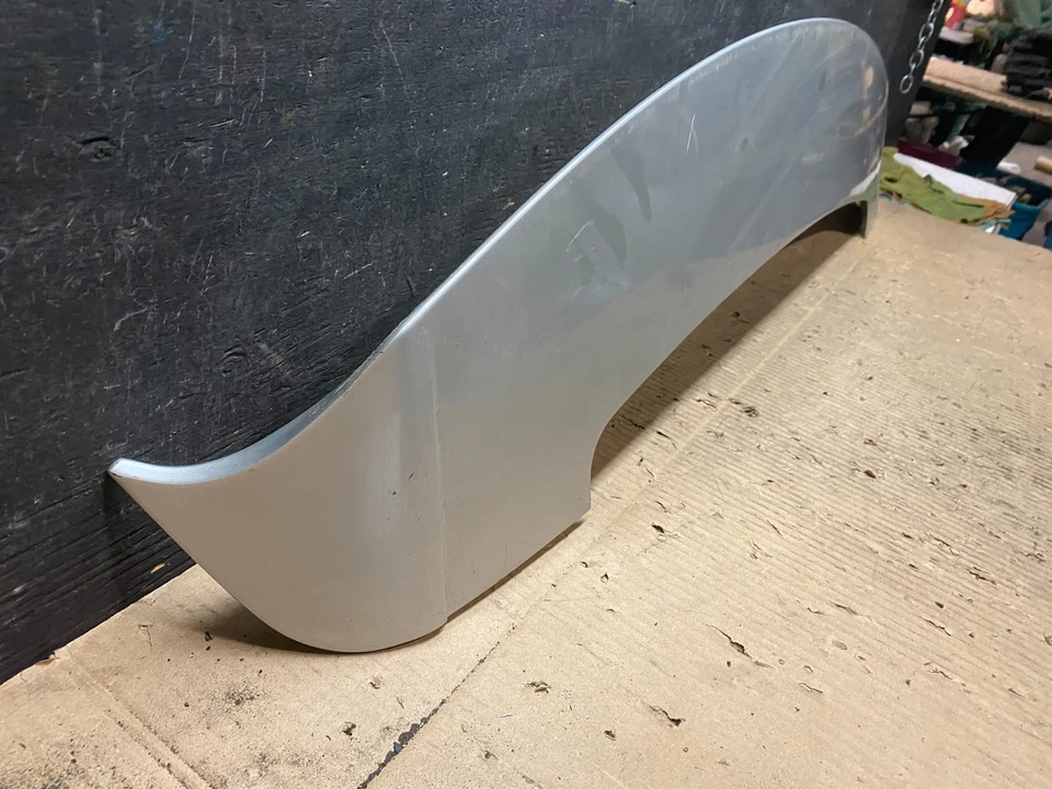 2009 to 2015 Toyota Venza Rear Spoiler Wing OEM t9539 DG - Image 3 of 4