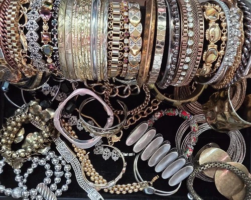 Vintage Costume Jewelry Gold & Silver Tone Bracelet Lot of 68 Items NICE!