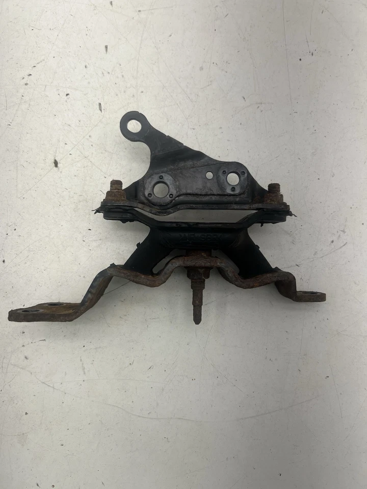 2013-2020 Nissan Pathfinder 3.5L Transmission Mount Bracket OEM. - Image 2 of 4