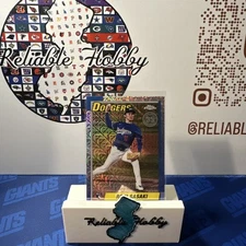 Topps Series 2 2025 Roki Sasaki Silver Pack Mojo RC Card