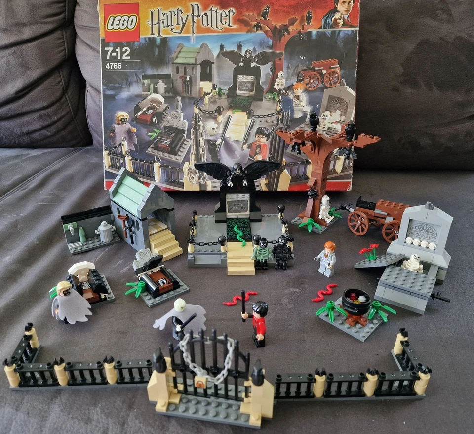 LEGO Harry Potter 4766 Graveyard Duel, Foto 1 von 5
