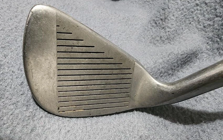 CARREGADOR OFFSET VINTAGE ARNOLD PALMER PESO PROGRESSIVO PITCHING WEDGE - Imagem 2 de 4