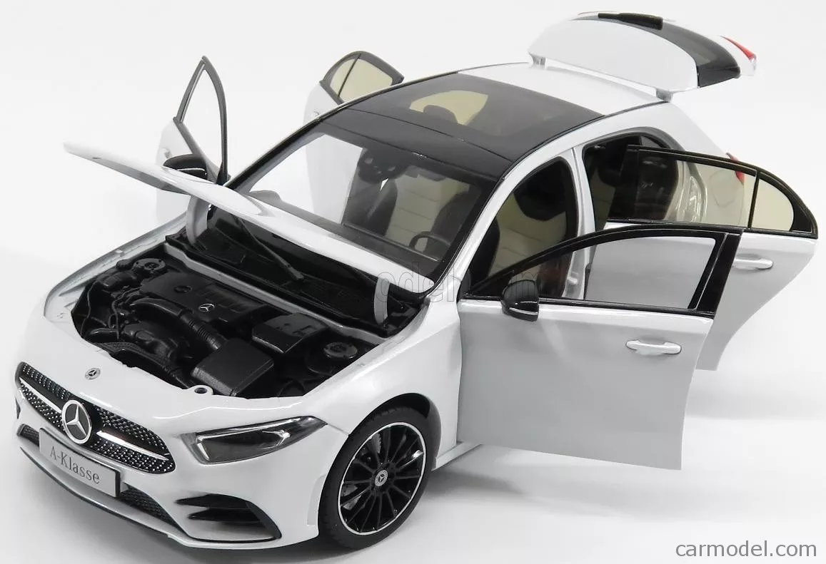 Miniature Mercedes-Benz A-Class 