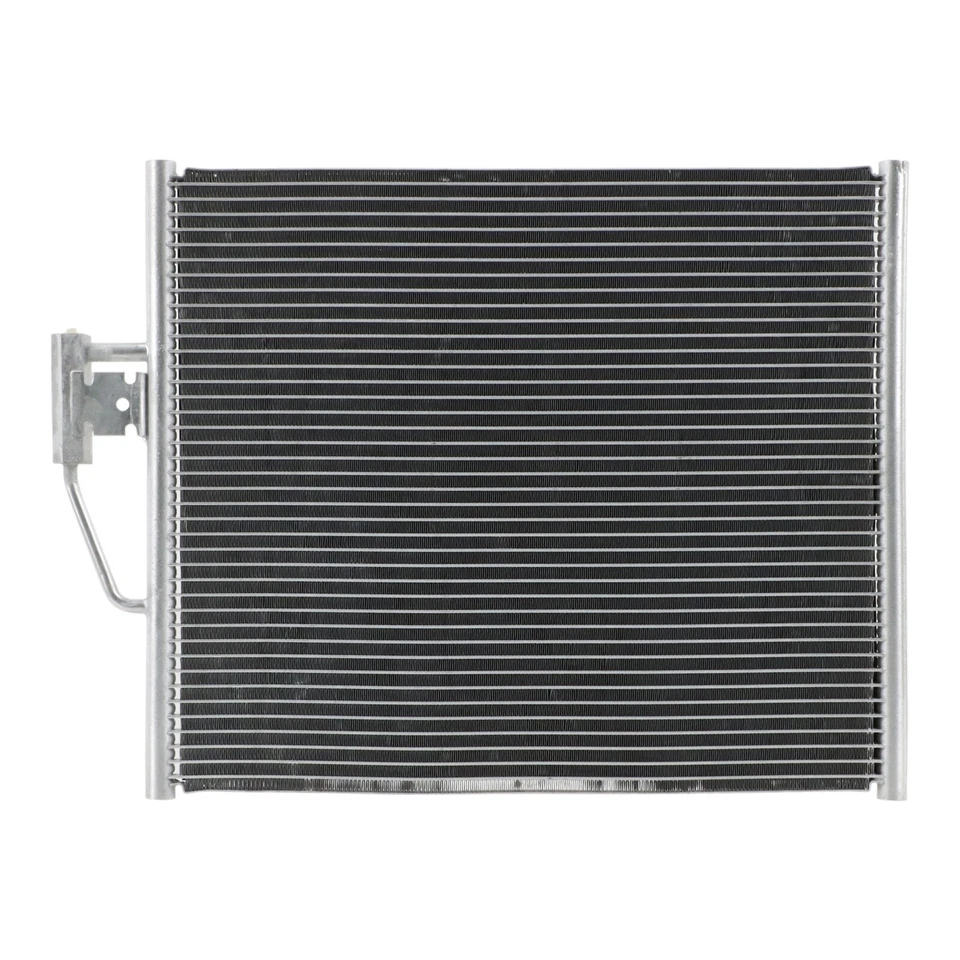Condensador de aire acondicionado para BMW 545i 2004 2005 Foto 3 de 4
