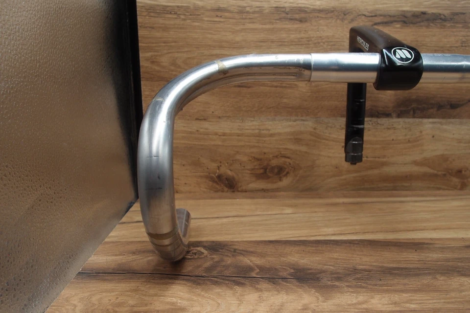 Barra de caída Modolo Anatomic Shape manillar bicicleta de carretera + vástago de pluma Modolo Hercules Foto 2 de 4