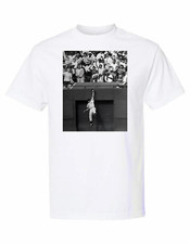 Willie Mays leaping catch New York Giants 1954 Graphic Printed T Shirt NWOT