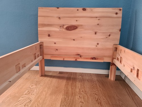 Bett 90x200 Zirbe natur massiv metallfrei mit Rückenlehne - Bild 5 von 10