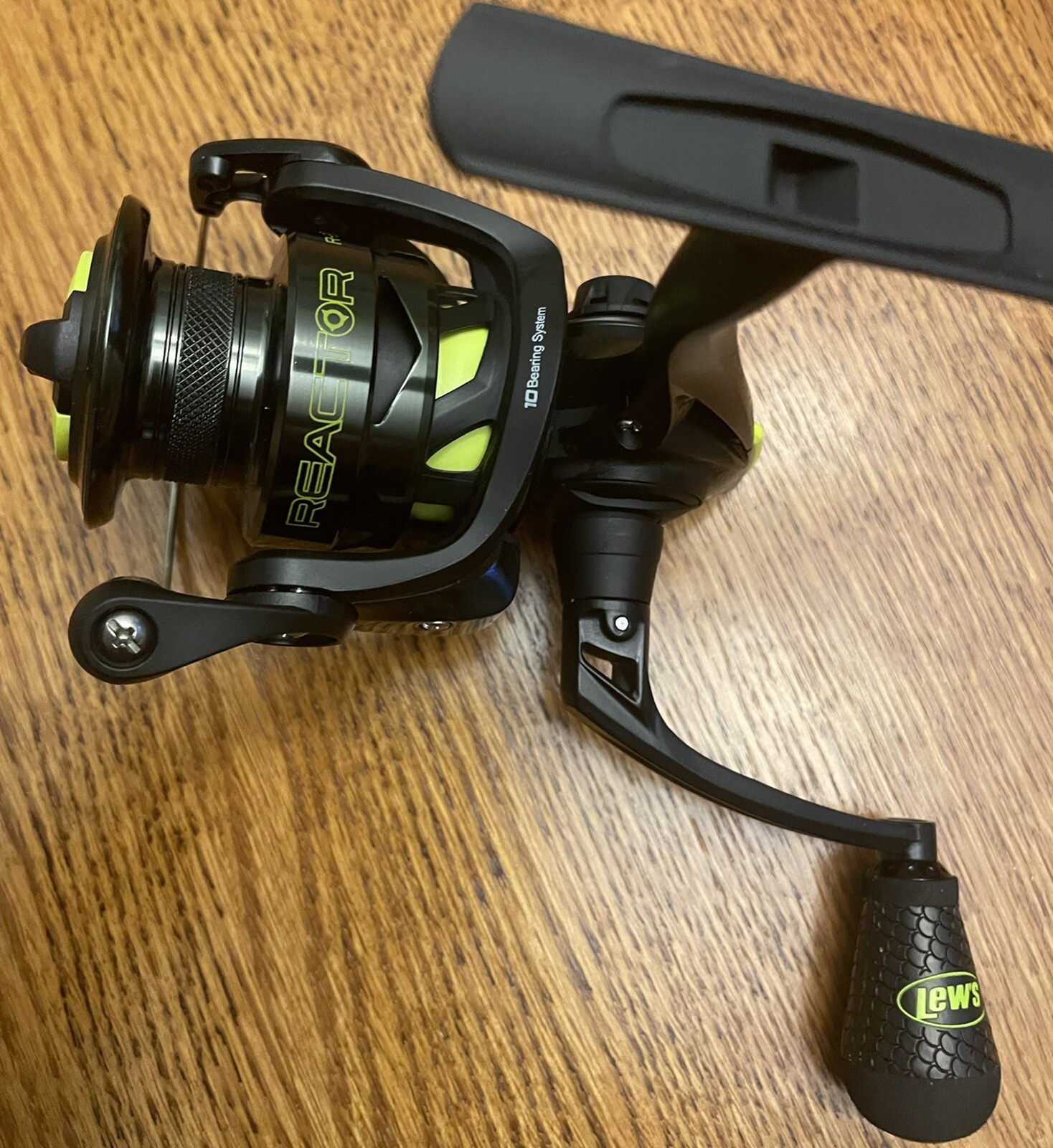 LEW’S R30 REACTOR SPEED SPIN SPINNER BAIT FISHING REEL 10 B.B