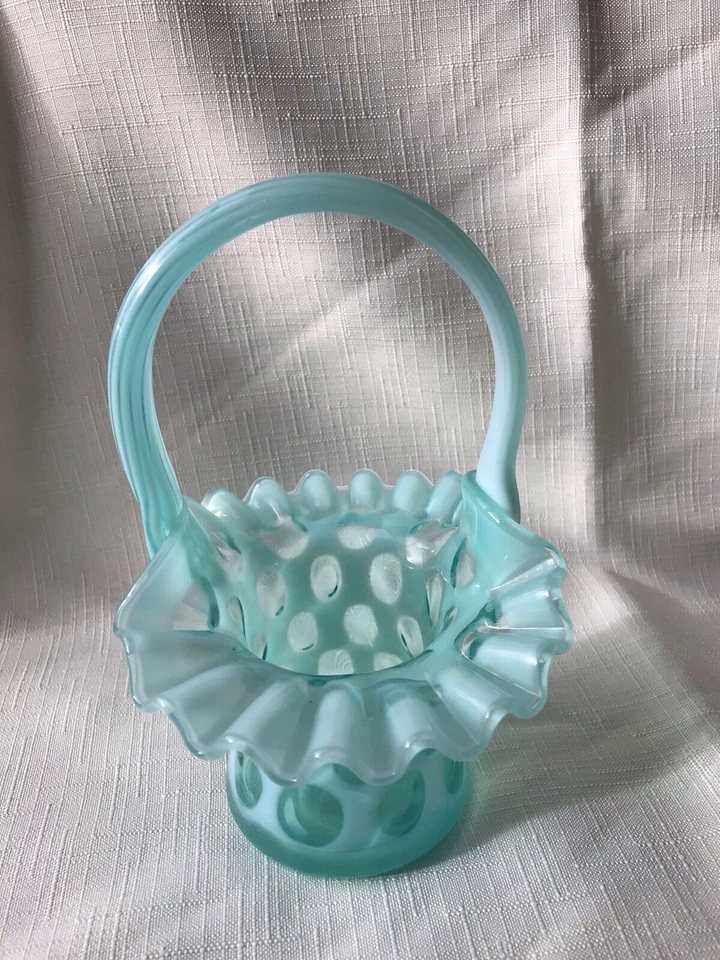 FENTON AQUA OPALESCENT COIN DOT RUFFLED TOP HAT BASKET - Image 2 of 4