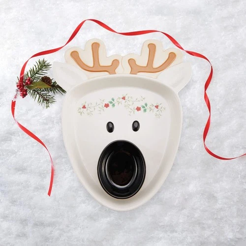 Pfaltzgraff Winterberry Reindeer Chip and Dip Platter