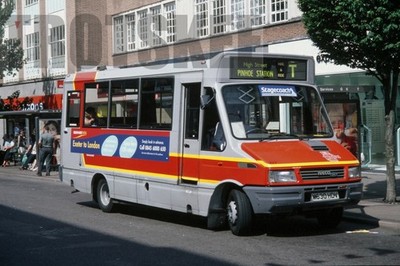 35mm Farbschieber Postkutsche Iveco 59.12 327 M630HDV in den 2000er Jahren