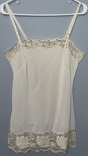 Vintage Movie Star Women  s Lace Trim Nylon Camisole Cami Ivory Size 34 Short